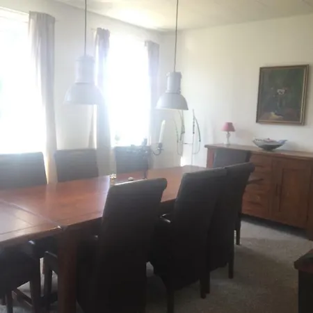 A Big Holidayhouse Romo-rim-ribe Skaerbaek